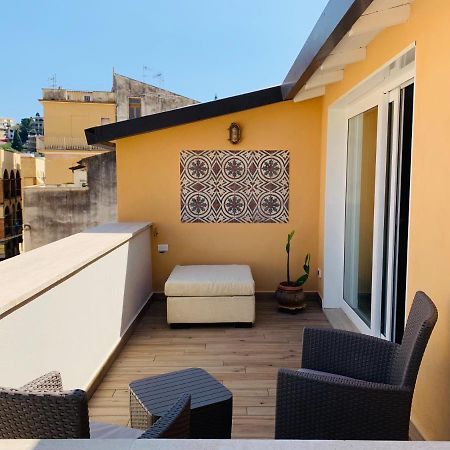 Residenza Dema Гаета Екстериор снимка